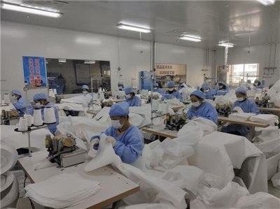 叮囑企業(yè)千萬(wàn)不能掉鏈子,湖南省市場(chǎng)監(jiān)管局督察口罩、防護(hù)服生產(chǎn)企業(yè)