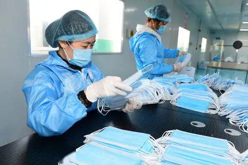 永泰縣東門幼兒園 歡樂(lè)宅時(shí)光 成長(zhǎng)不停歇 系列 十六 五一 國(guó)際勞動(dòng)節(jié)